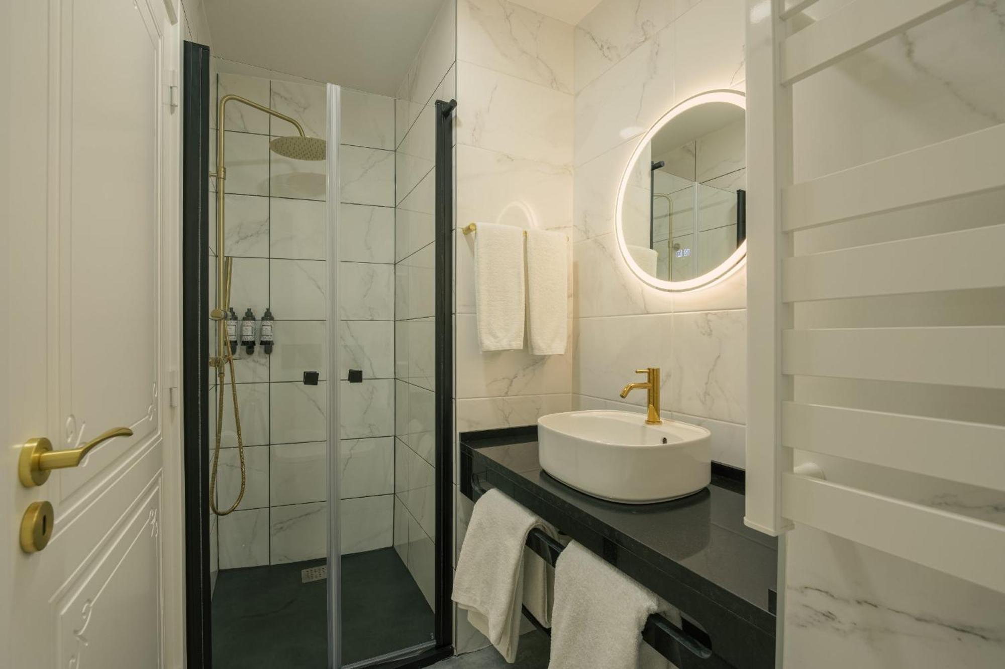 Solar Dos Poetas Guest house Lisbon