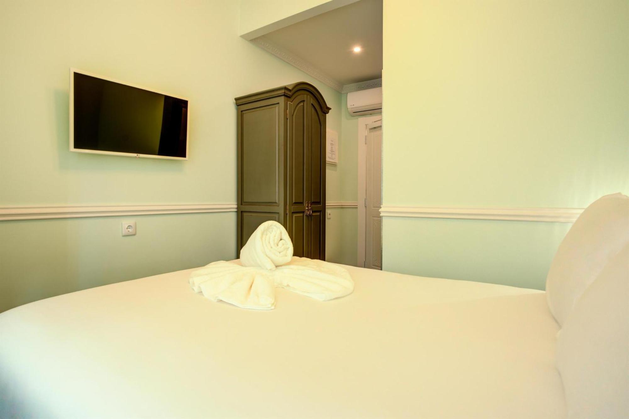 Guest house Solar Dos Poetas 2*